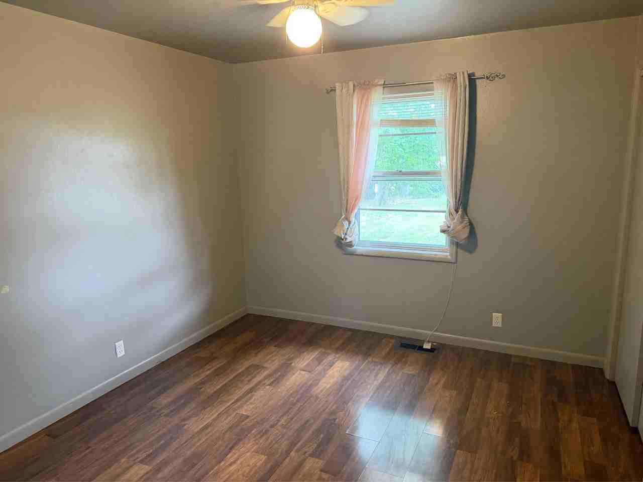 904 Nw 11th St #904 - Photo 6 of 10