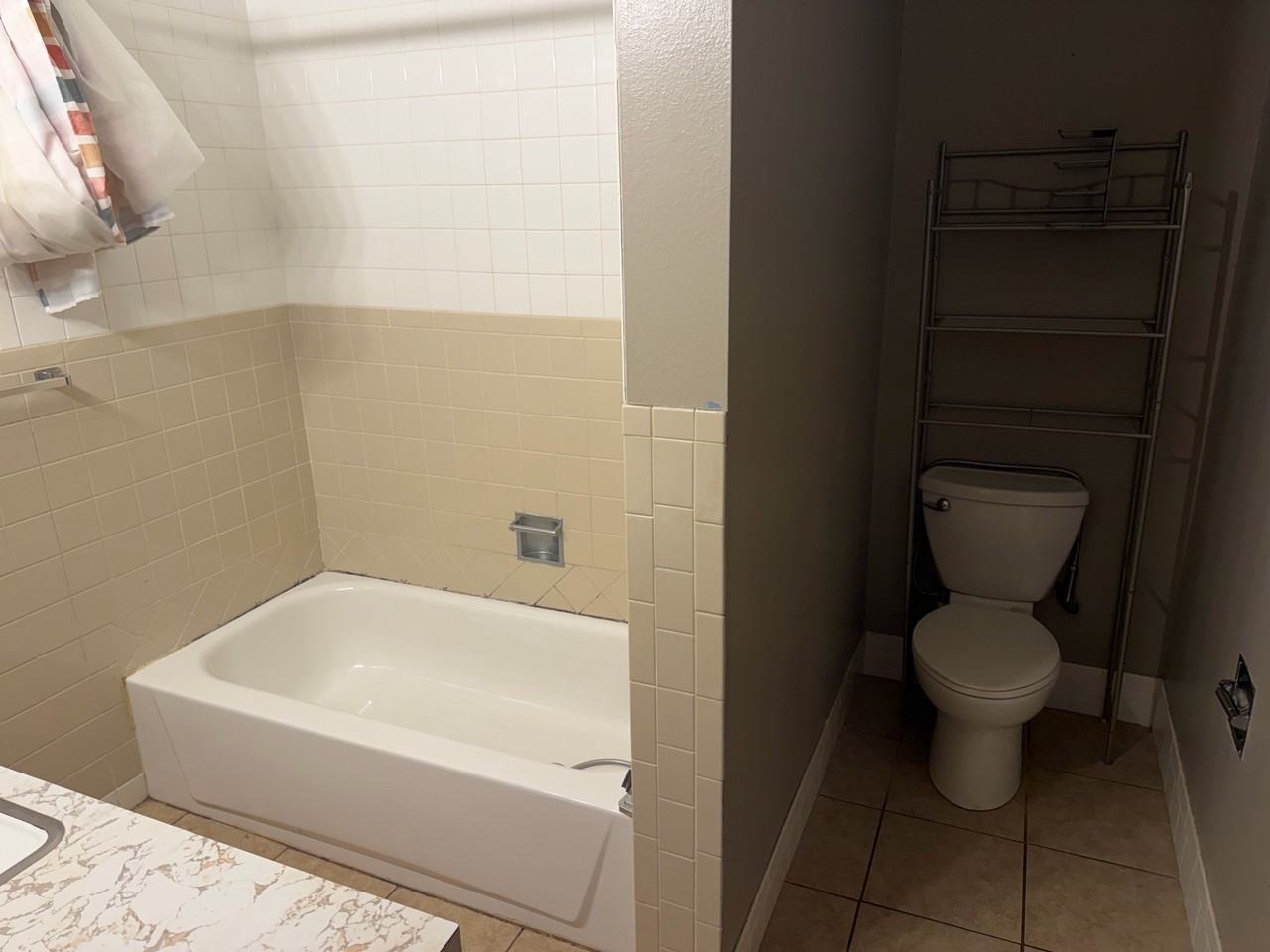 904 Nw 11th St #904 - Photo 7 of 10