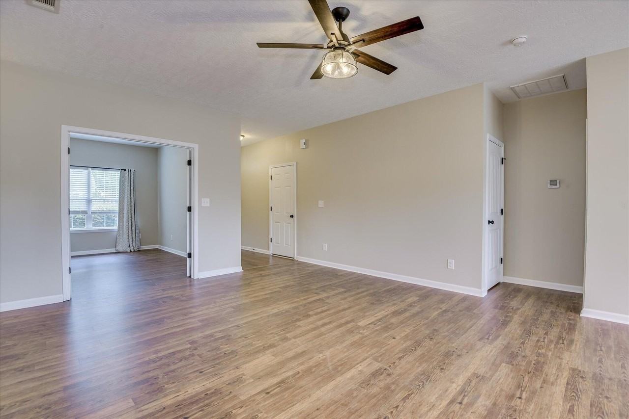 178 Kline St Nw - Photo 5 of 35