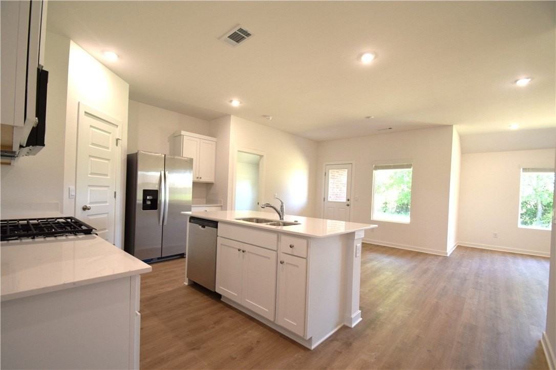 346 Texas Ave - Photo 3 of 19