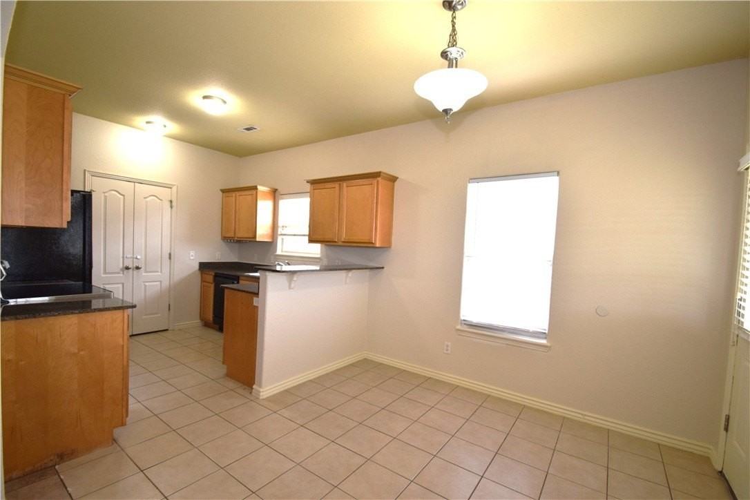 5005 Sw Fieldstone Blvd #1 - Photo 6 of 20