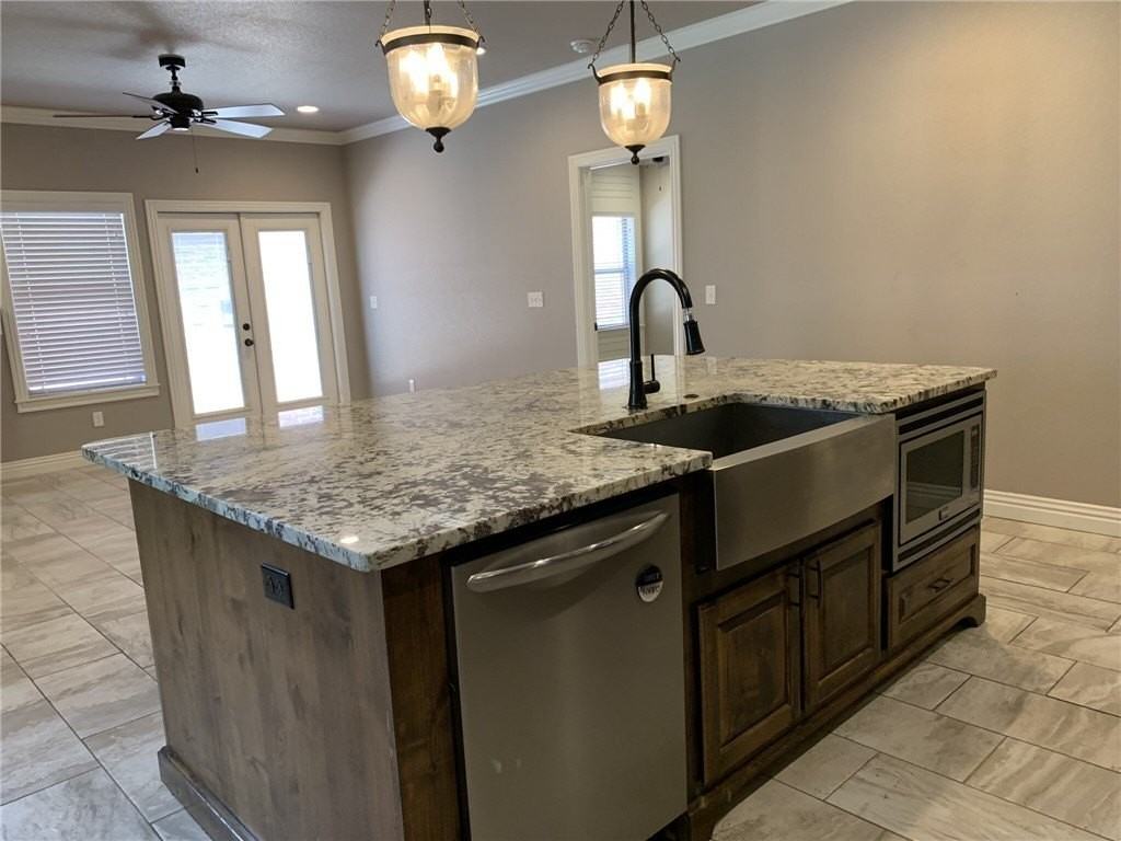547 N Salem Rd - Photo 5 of 24