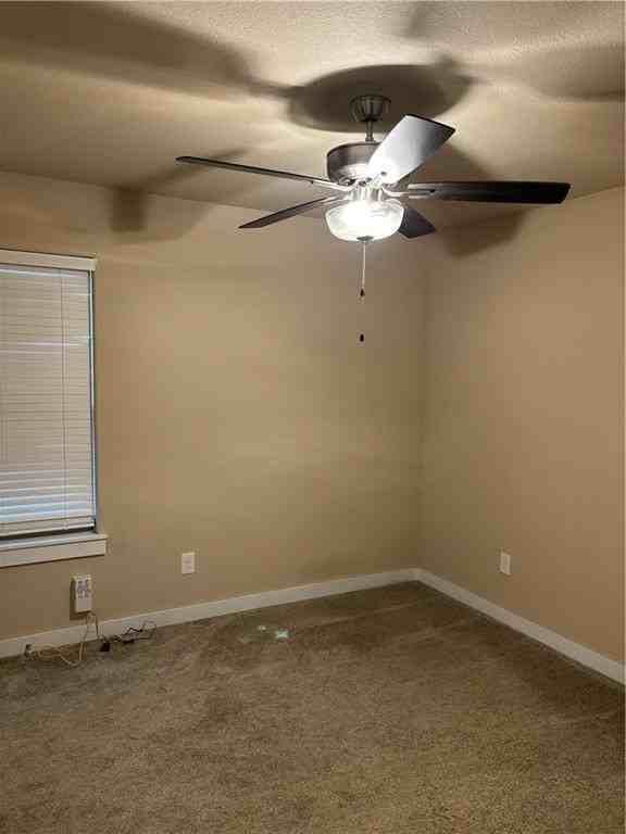 450 Rineel Ave - Photo 7 of 16