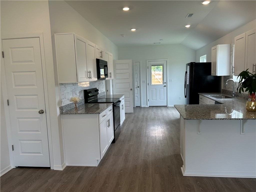 2674 S Ouachita Dr - Photo 3 of 9