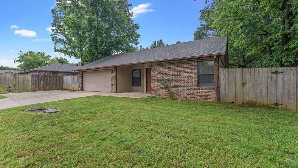 2689 W Mount Comfort Rd - Photo 2 of 21