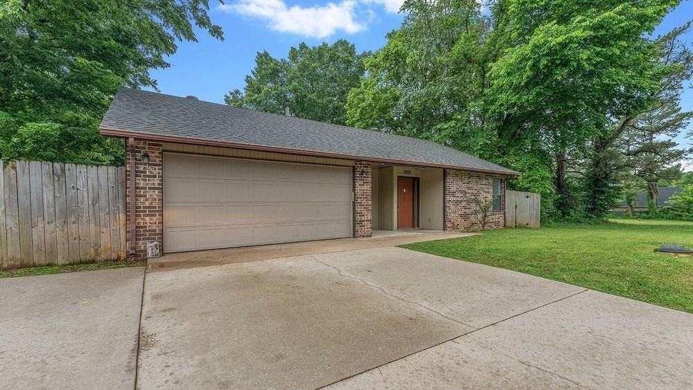 2689 W Mount Comfort Rd - Photo 3 of 21