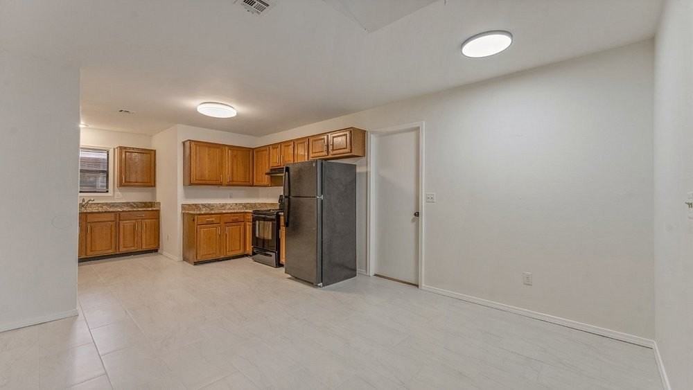 2689 W Mount Comfort Rd - Photo 5 of 21