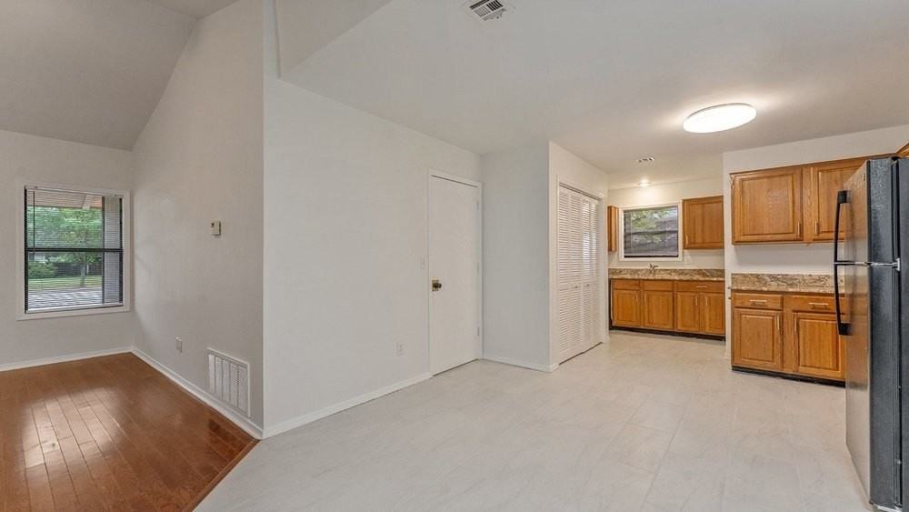 2689 W Mount Comfort Rd - Photo 6 of 21