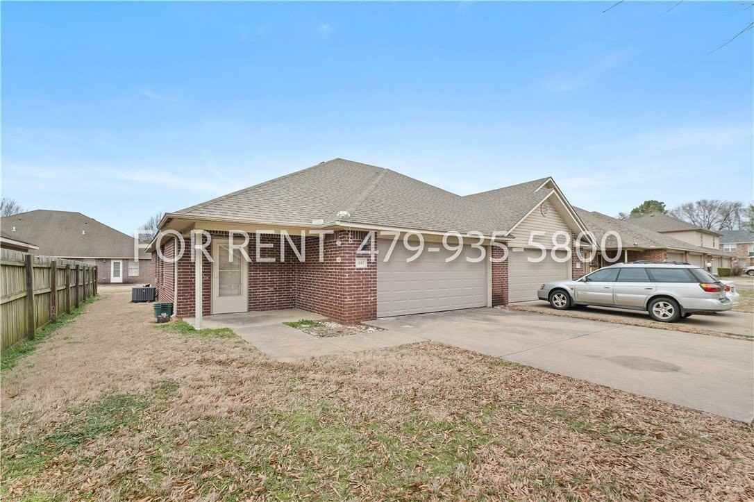 1669 N Evening Shade Dr - Photo 2 of 33