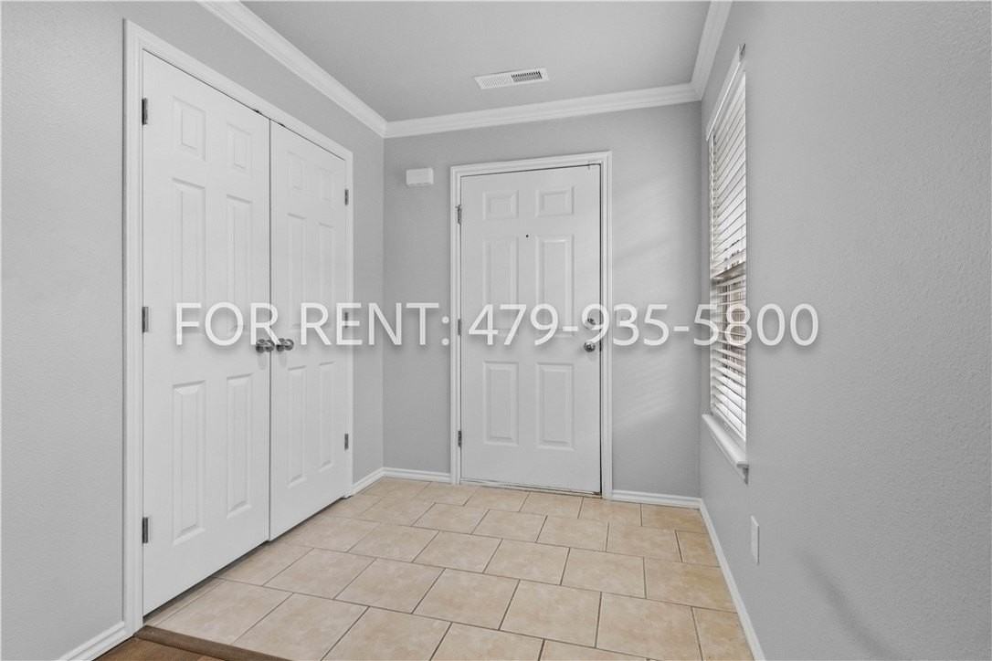 1669 N Evening Shade Dr - Photo 4 of 33