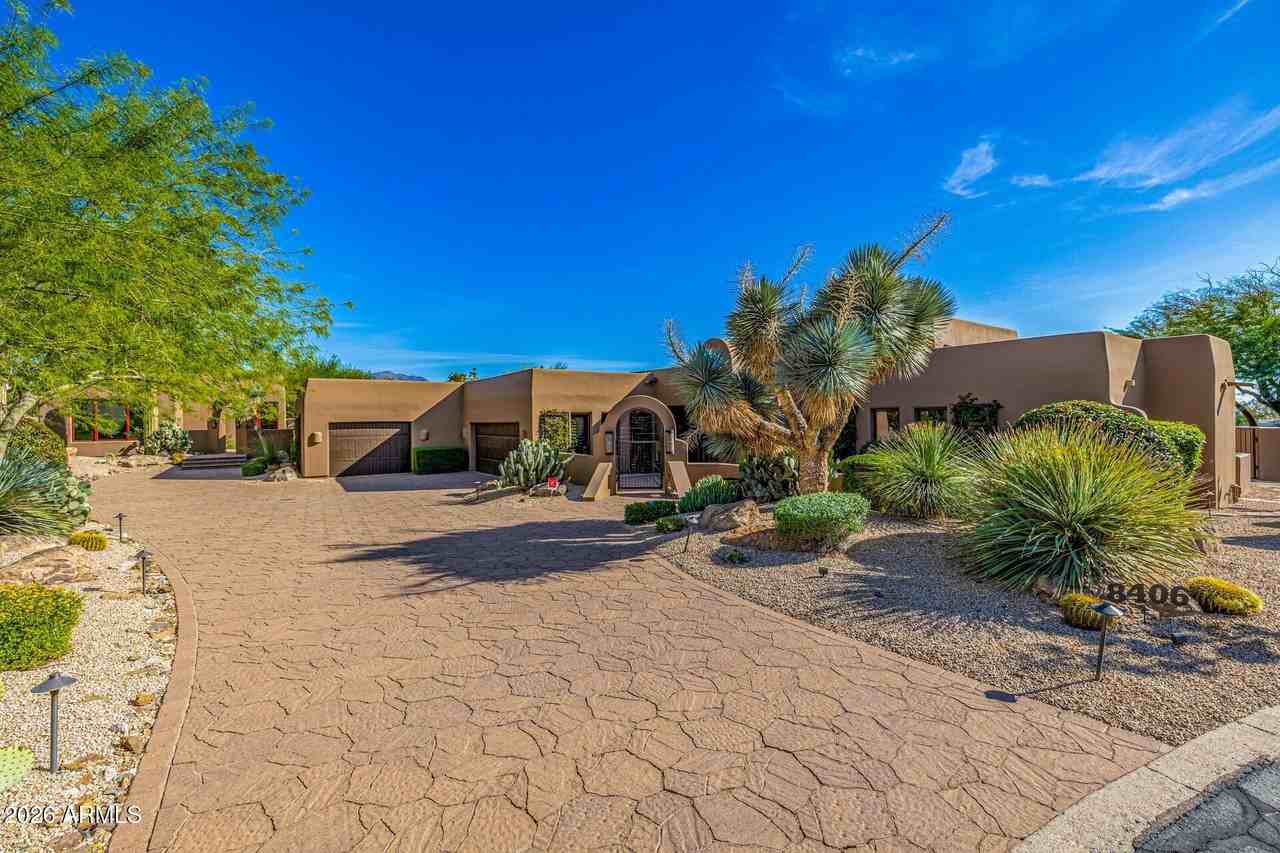 8406 E Calle Buena Vis - Photo 2 of 50