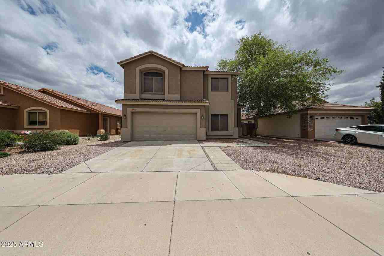453 N 105th Pl - Photo 2 of 50