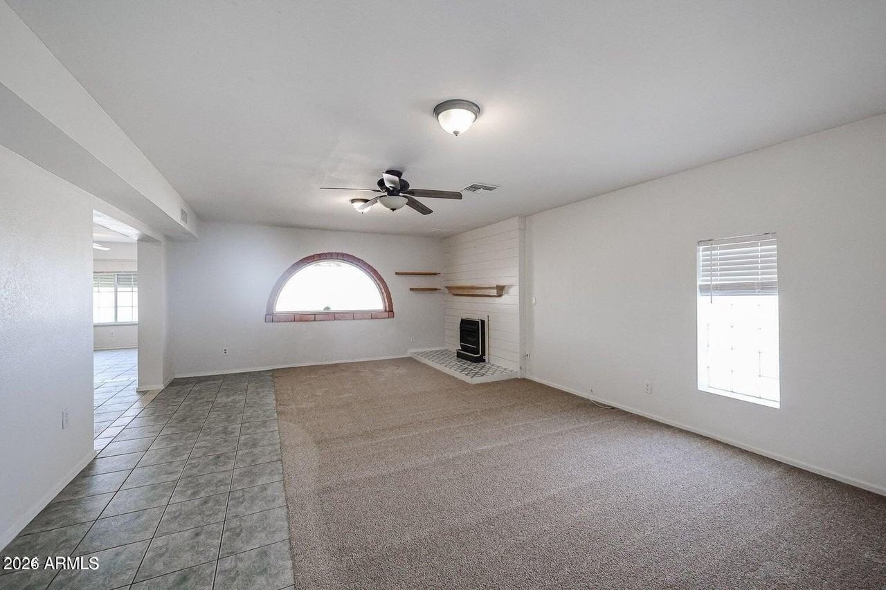 1740 E Camino Del Santo - Photo 5 of 33