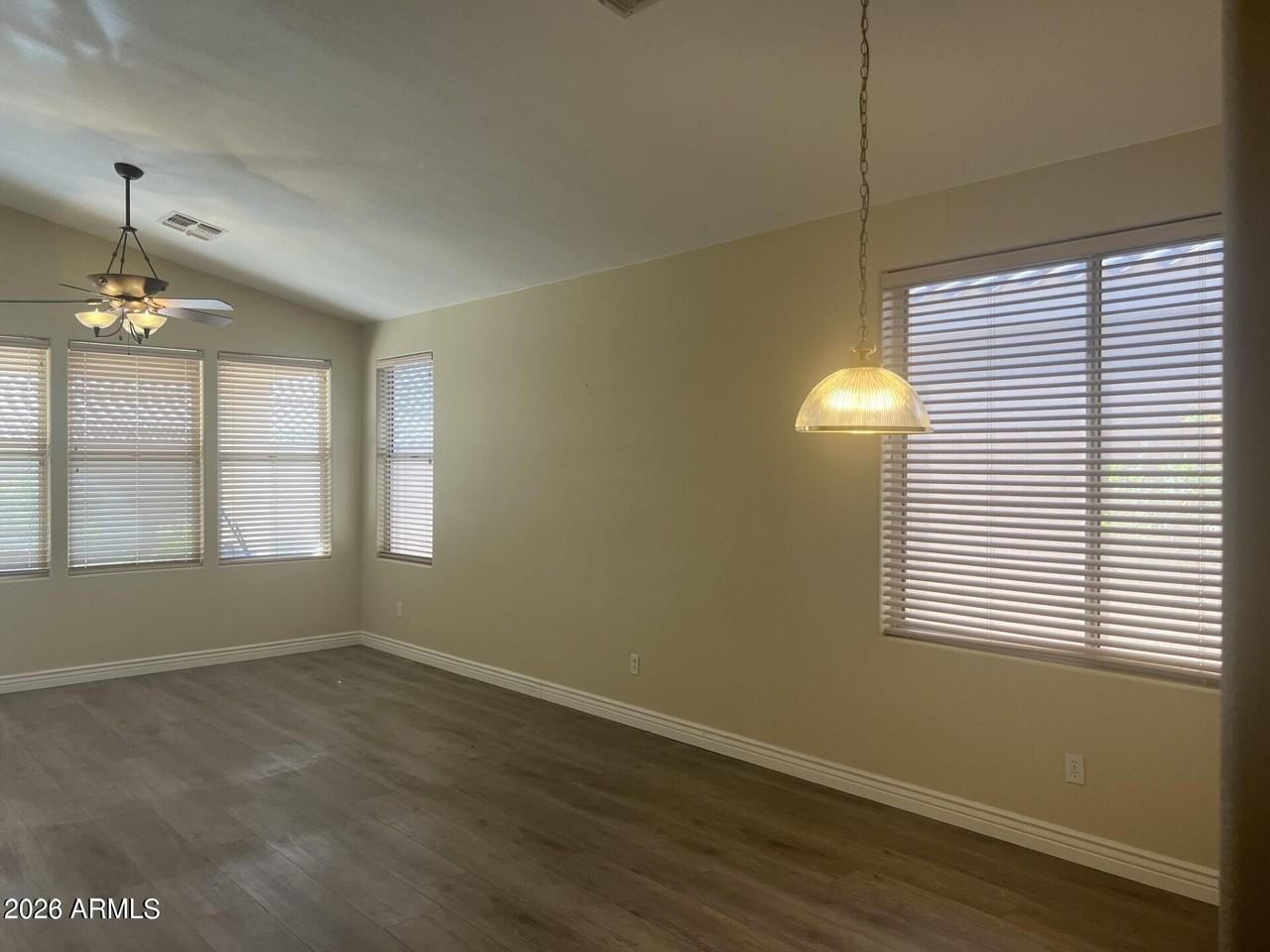 7033 W Irma Ln - Photo 6 of 23