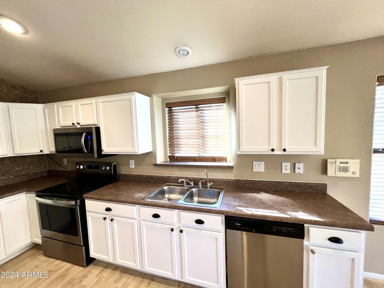 11210 E Pronghorn Ave - Photo 5 of 26