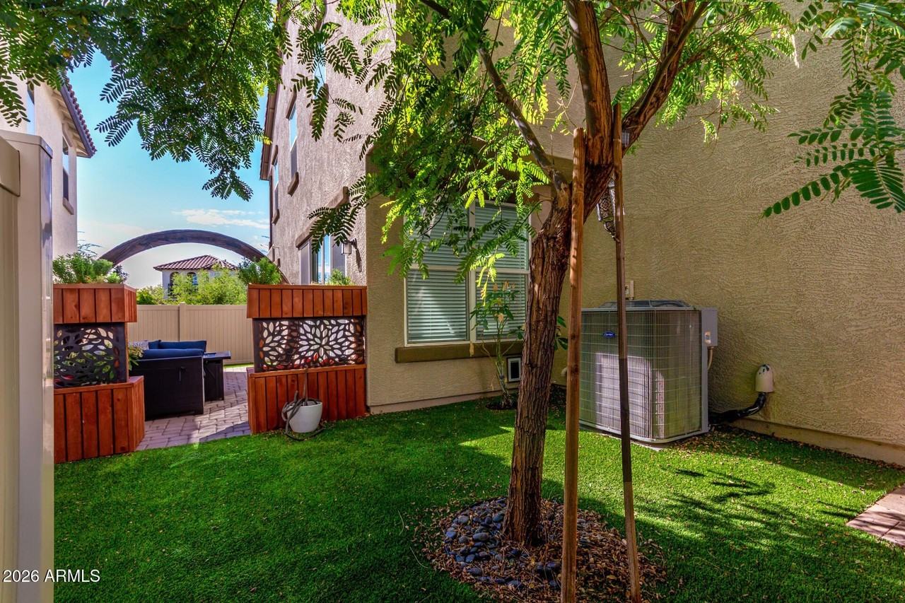 29380 N 122nd Gln - Photo 4 of 39