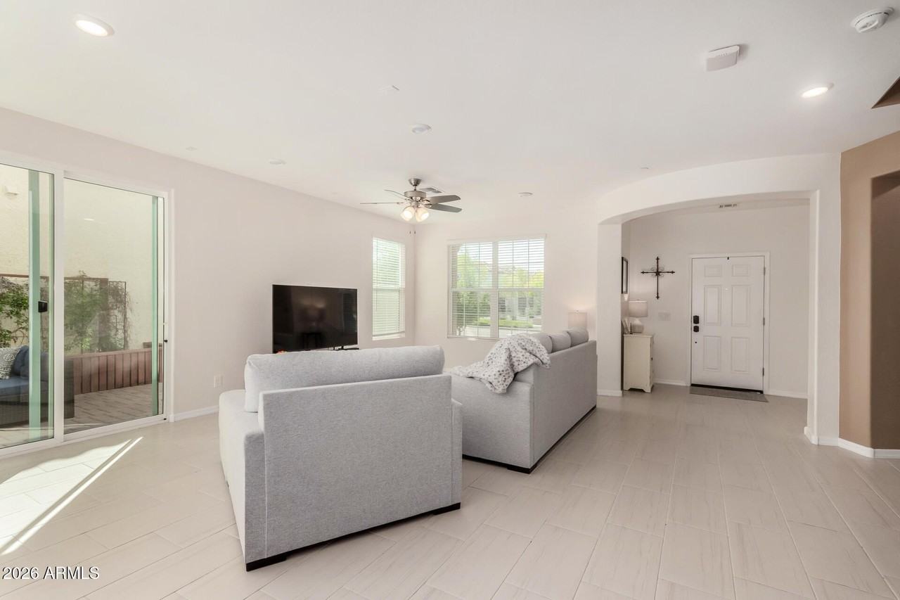 29380 N 122nd Gln - Photo 6 of 39