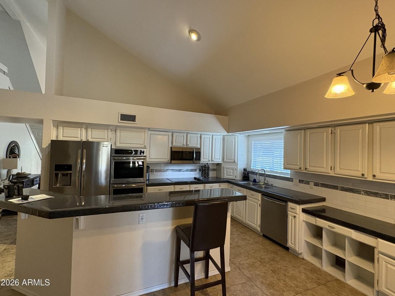 7035 W Morrow Dr - Photo 4 of 21