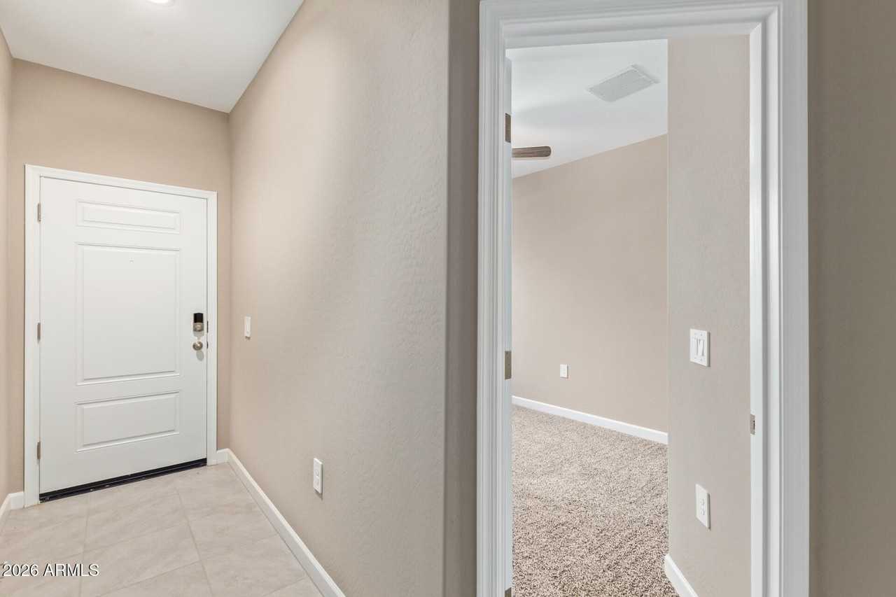 24179 W Ripple Rd - Photo 4 of 35