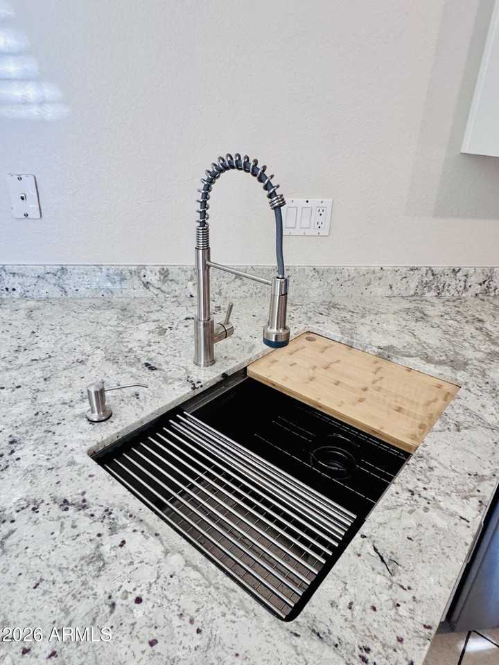 17606 N 17th Pl #1004 - Photo 7 of 37