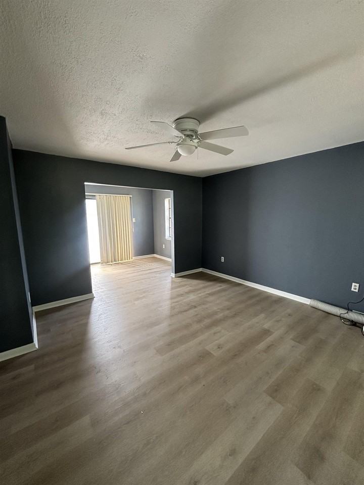 1200 Arms St - Photo 3 of 7