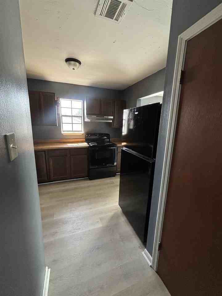 1200 Arms St - Photo 4 of 7