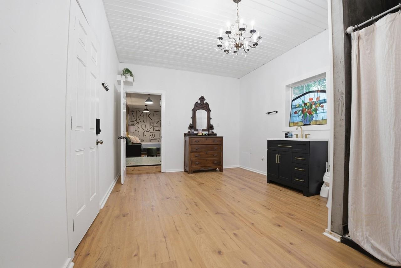 409 Suthon Ave #A - Photo 4 of 14