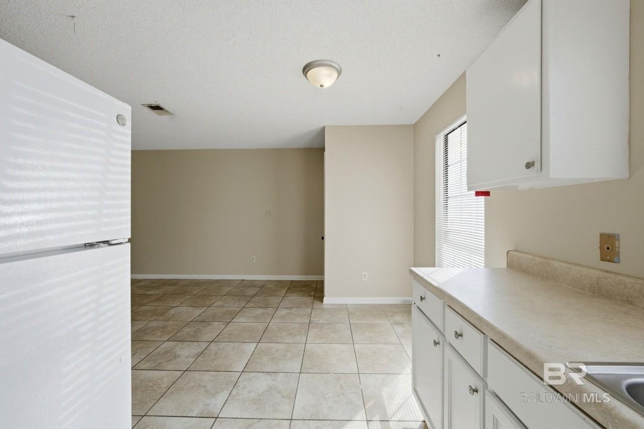 6413 Schoel Ln #6413 - Photo 6 of 26