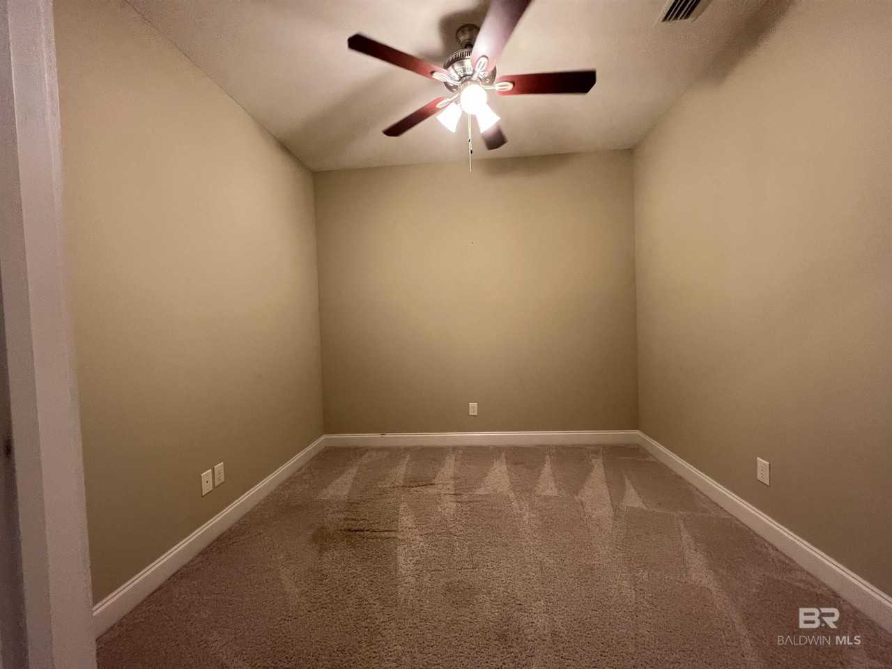 7700 Kari Ln - Photo 6 of 15