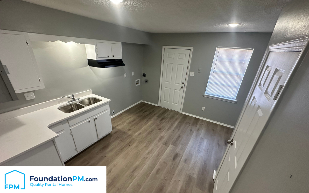 686 Westview Road (SD 05/21/26) - Photo 4 of 11
