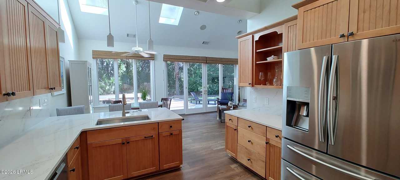 1119 Palmetto Pt - Photo 5 of 36