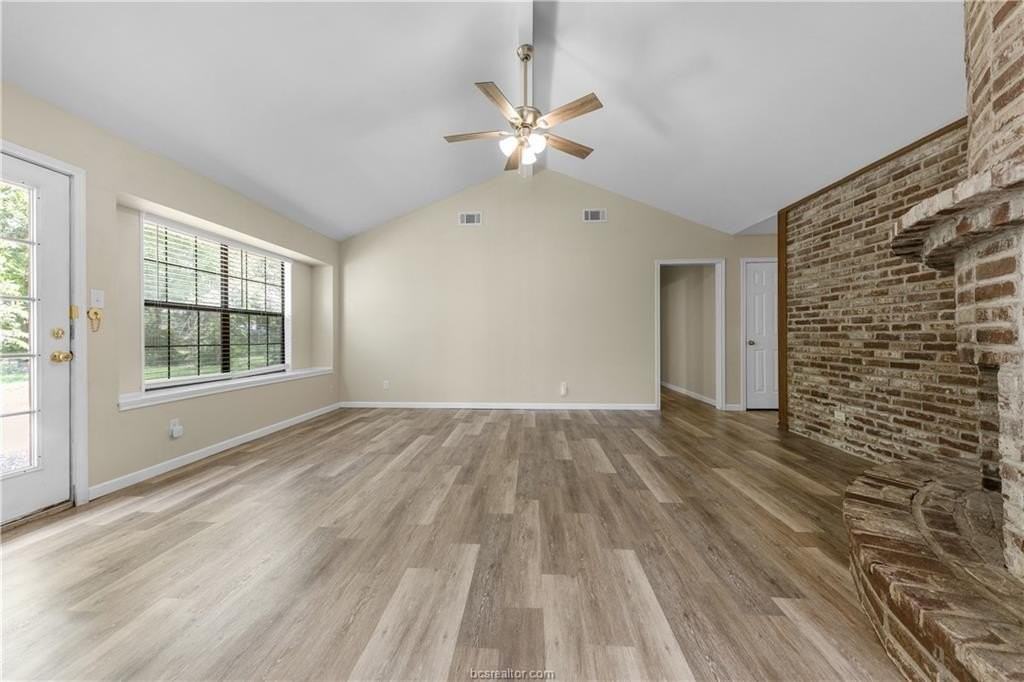 1803 Leona Dr - Photo 5 of 17