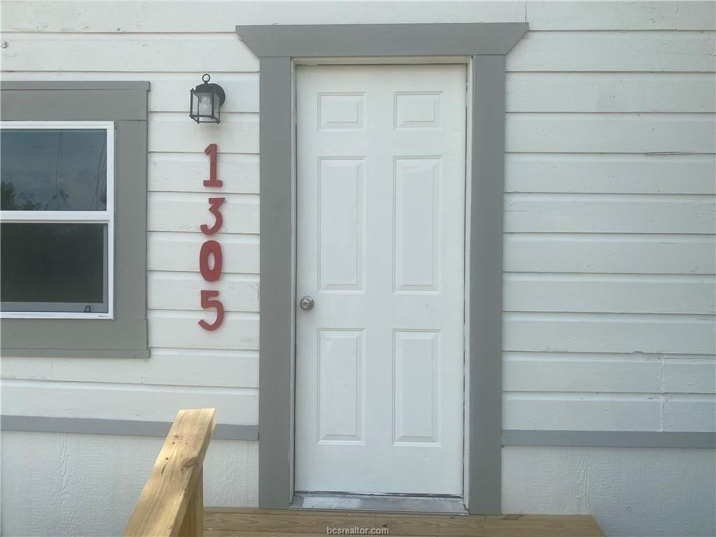 1305 New St - Photo 2 of 8