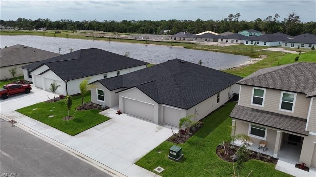 17158 Pompeii Way - Photo 4 of 42