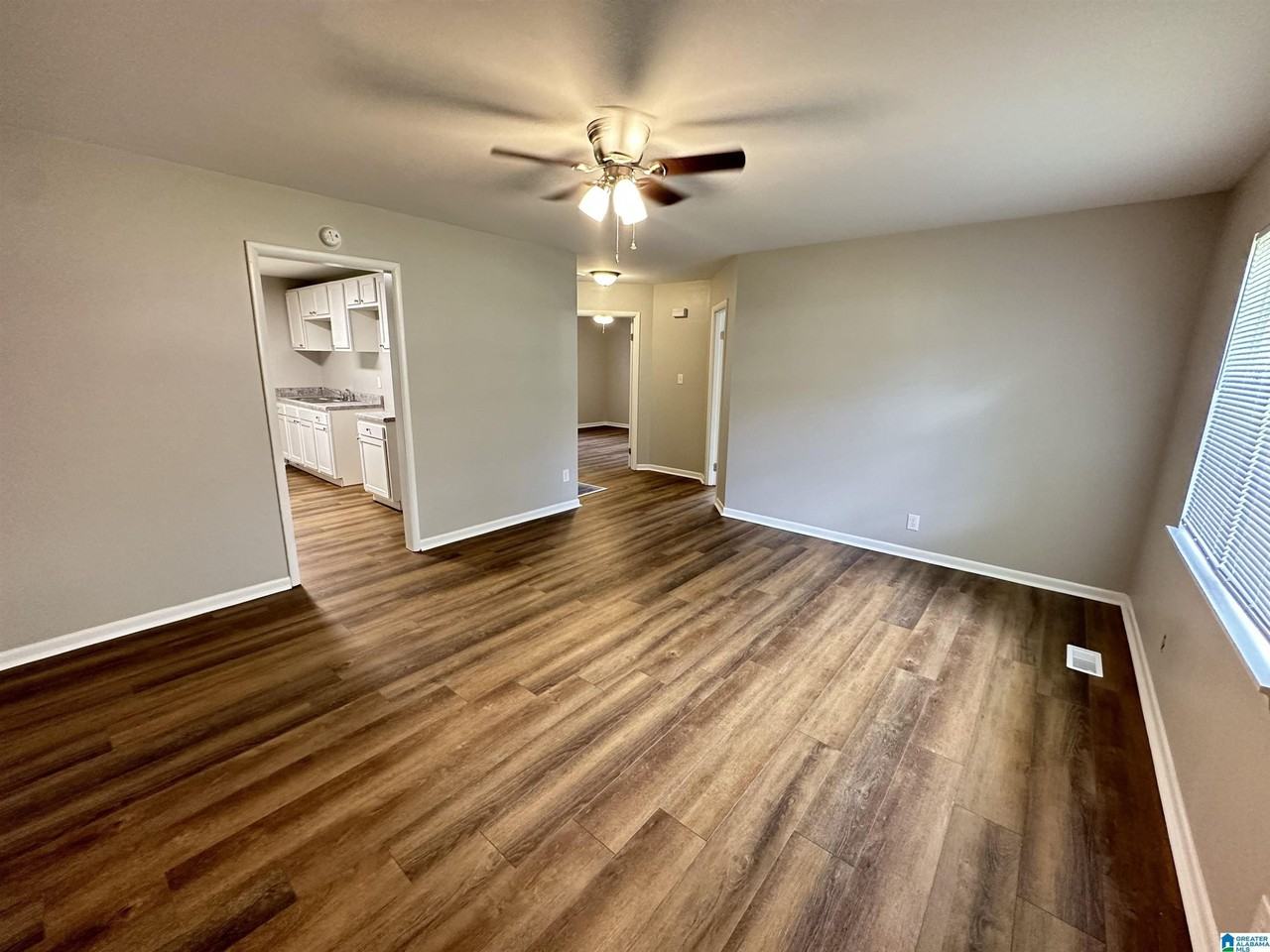 6220 Cole Ave - Photo 3 of 6