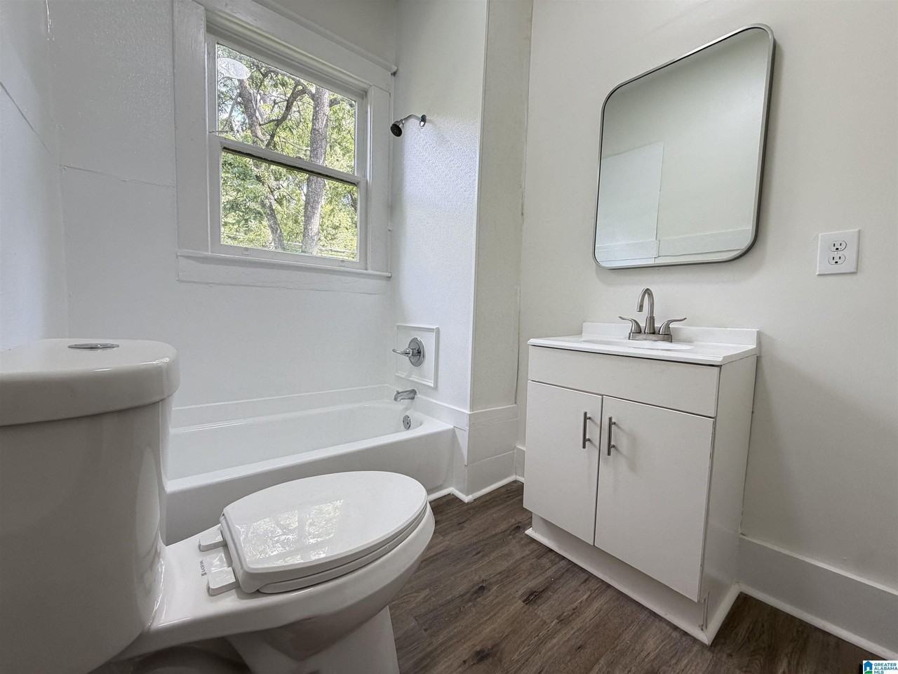 1225 Ford Ave - Photo 6 of 18