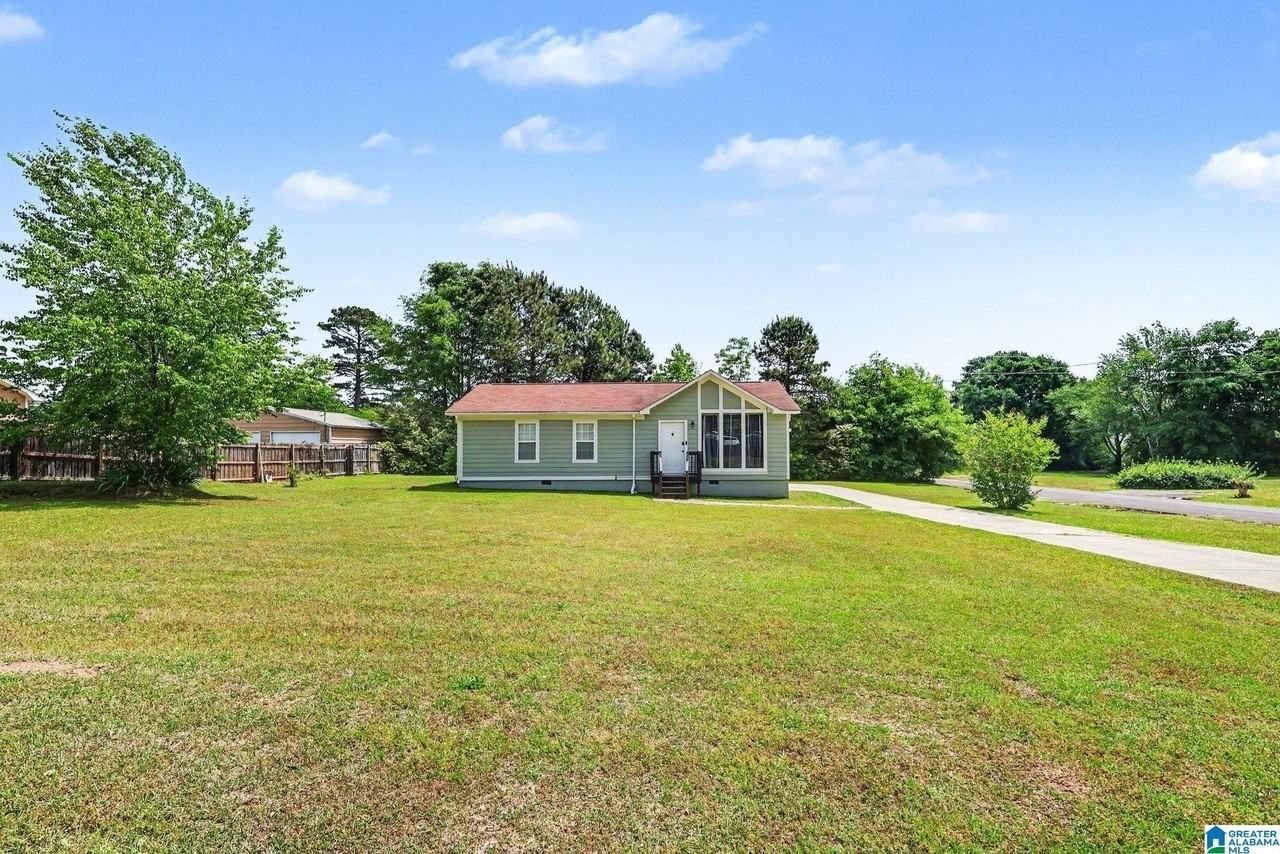 718 Natchez Trl - Photo 2 of 18