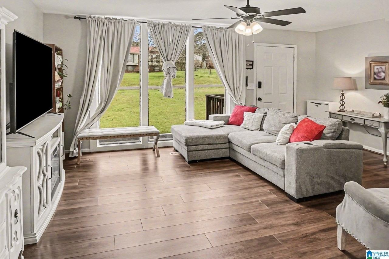 718 Natchez Trl - Photo 3 of 18