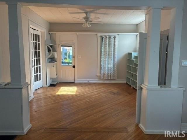 817 W 6th St - Photo 2 of 9