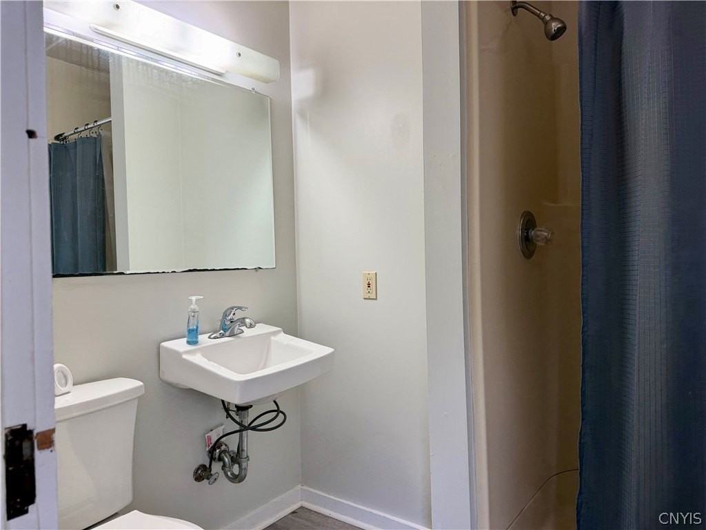 10 Maple Ave - Photo 6 of 10