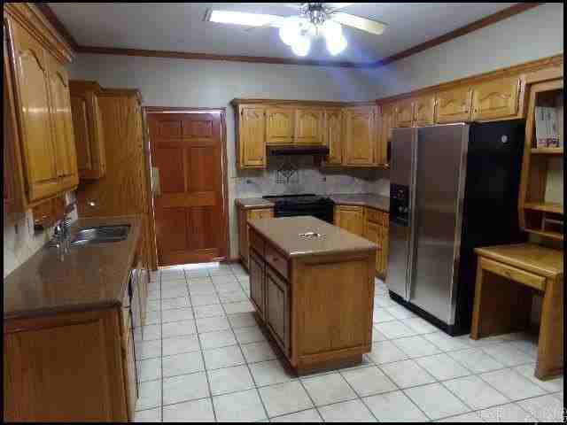 8 Edgewater Cv - Photo 5 of 24