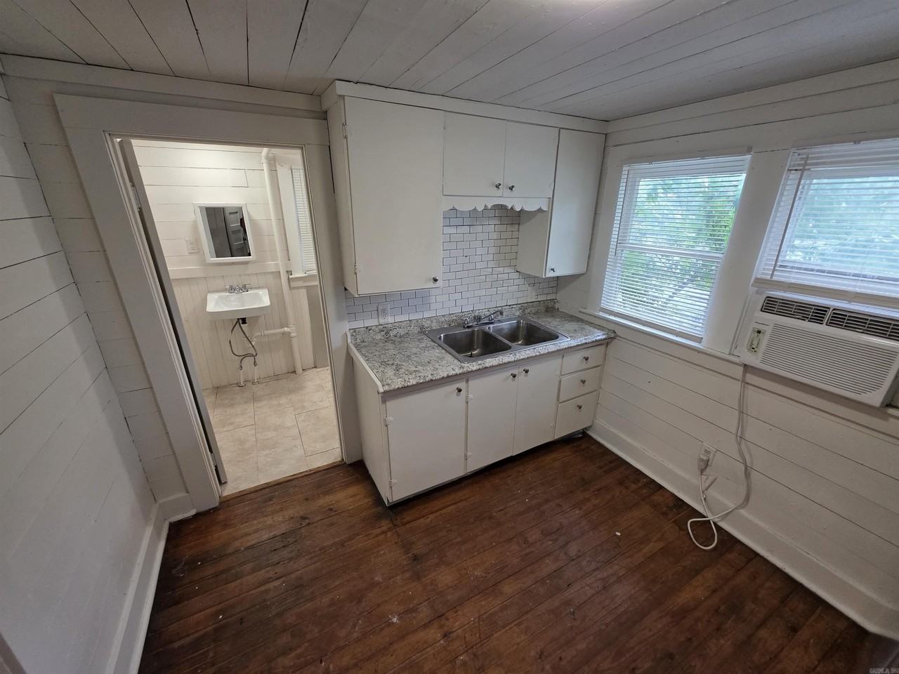 3519 Pike Ave #B - Photo 2 of 6