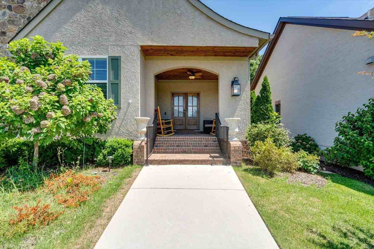 9261 Skyfall Dr - Photo 3 of 35