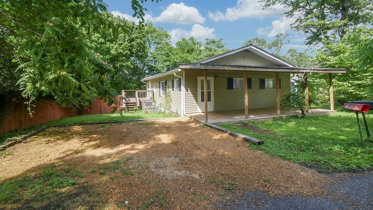 219 Vreeland St - Photo 3 of 30