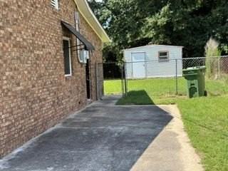 3631 Montrose Dr - Photo 5 of 20
