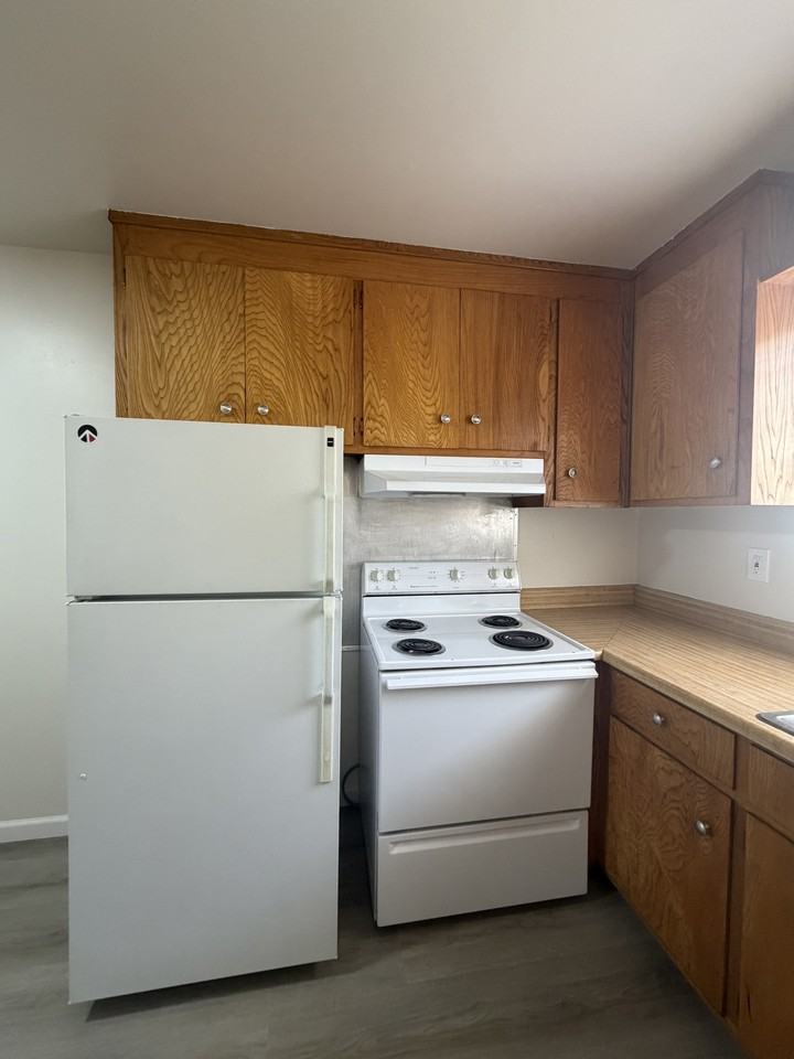 2333 Humboldt Avenue - Photo 6 of 11