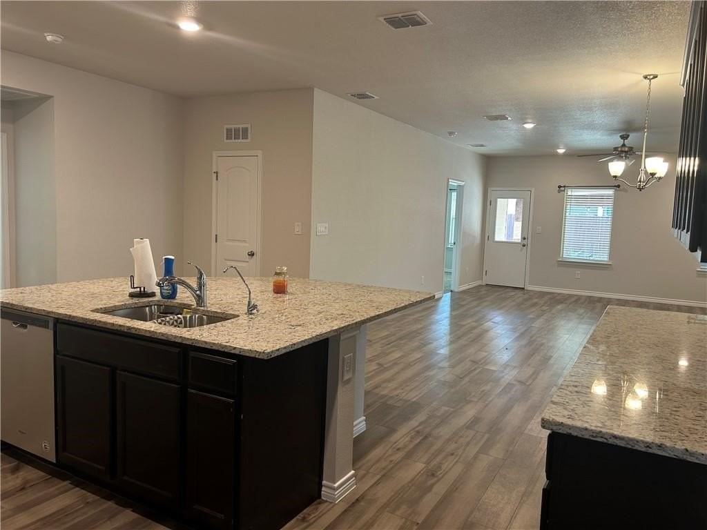 7825 Salais Dr - Photo 4 of 11