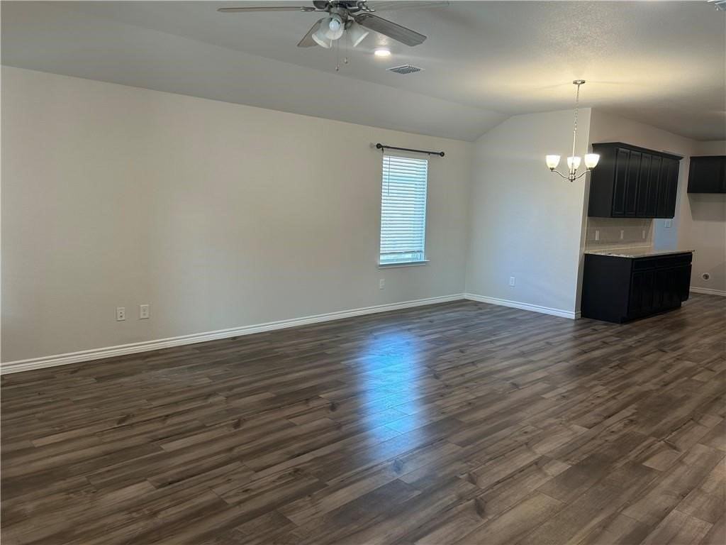 7825 Salais Dr - Photo 5 of 11