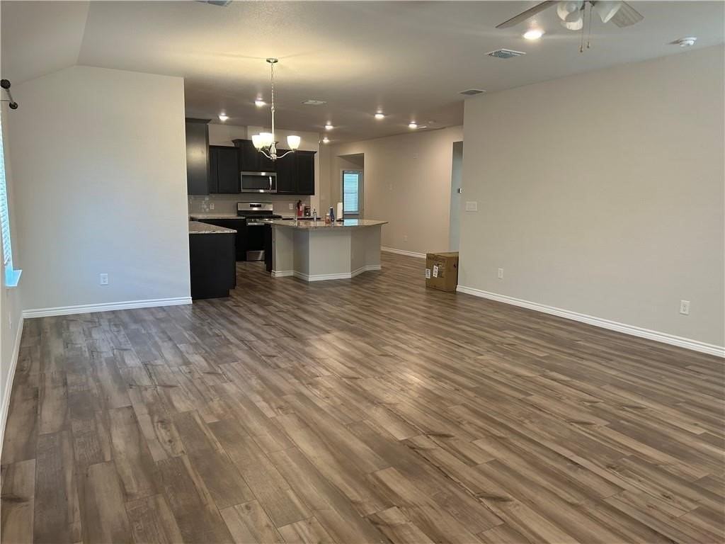 7825 Salais Dr - Photo 6 of 11