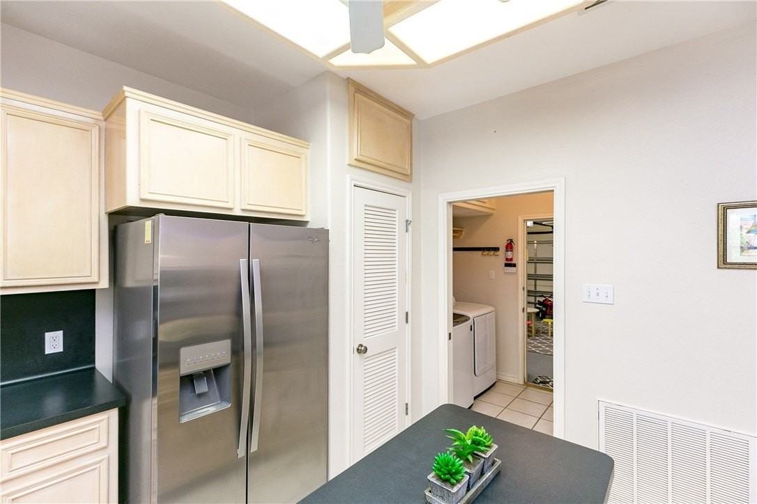 7005 Madiera Dr - Photo 6 of 28